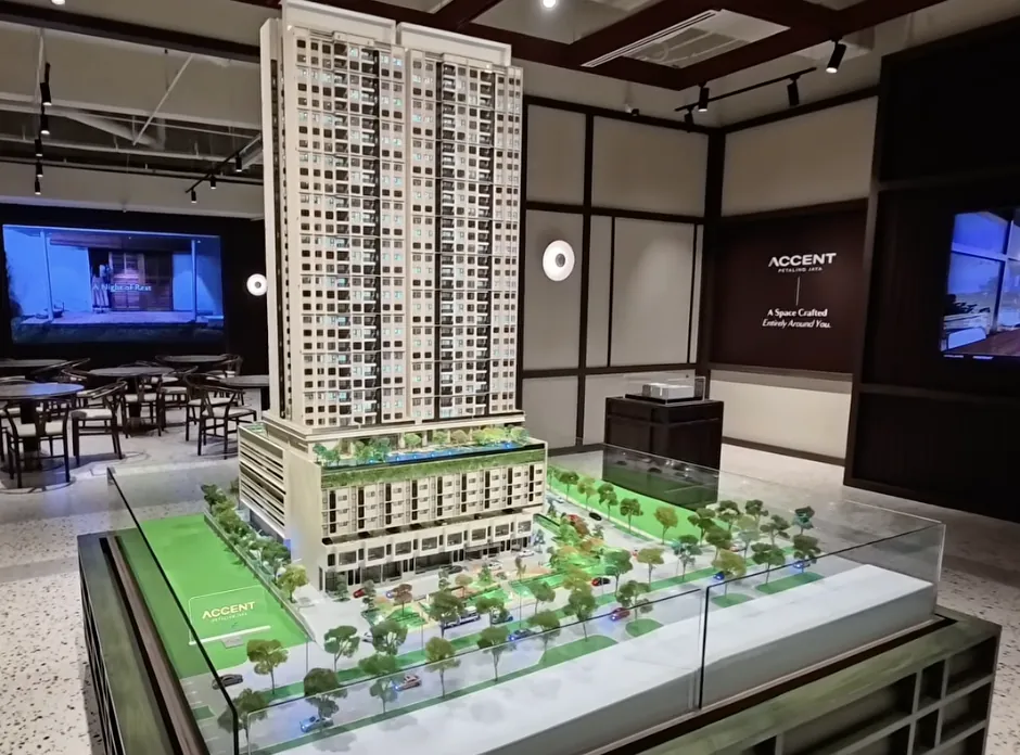 Accent Residences Petaling Jaya scale model of the tower at the showroom