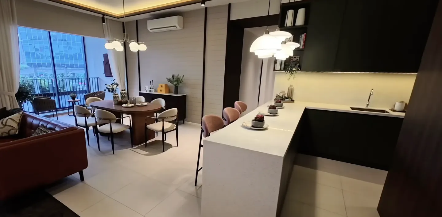 Accent Residences Petaling Jaya show unit dining area and kitchen island